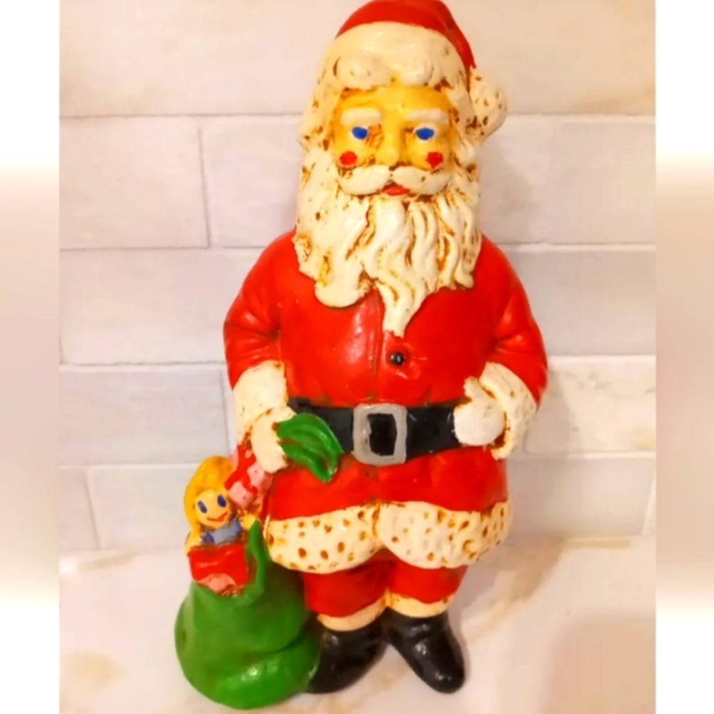Vintage Christmas Santa Claus Holding Bag of Toys Pottery Figurine Decoration